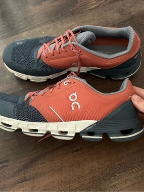 On Running Men’s Sneakers in Coral and Navy